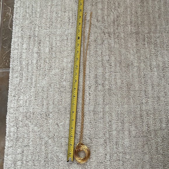 B Italy Gold Tone Eternity Pendant Necklace - Picture 6 of 7